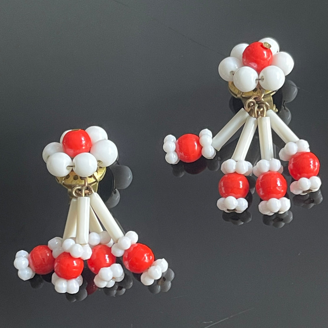 Jolies boucles d’oreilles anciennes Louis Rousselet