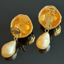 Load image into Gallery viewer, Pretty vintage couture clip-on earrings with dangling pearls signed Sonia Rykiel
