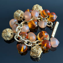 Charger l'image dans la galerie, Bracelet vintage couture motif têtes de Méduse
