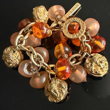 Charger l'image dans la galerie, Bracelet vintage couture motif têtes de Méduse
