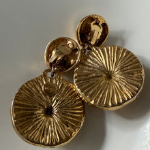 Charger l'image dans la galerie, Belles grandes boucles vintage pendantes signées Kalinger

