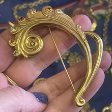 Load image into Gallery viewer, Large vintage brooch signed Lanvin

