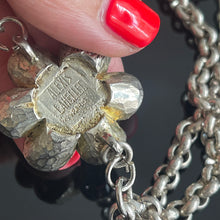 Charger l&#39;image dans la galerie, Parure collier + bague en métal argenté et pierres de couleur signée Alexis Lahellec
