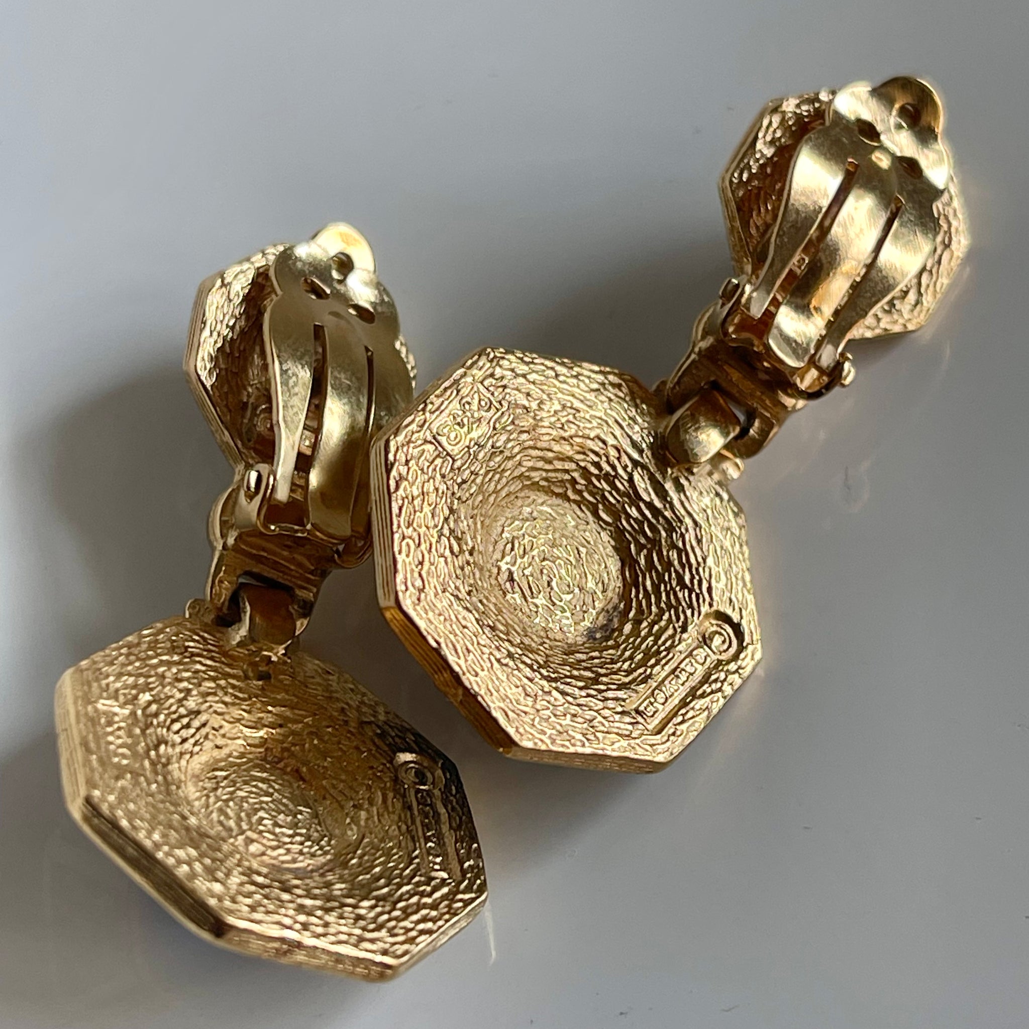 Boucles D'oreilles Vintage Clips Carven - Modèle Doré Avec Strass Et Pierre Bleue