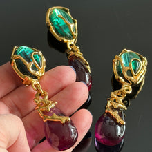 Charger l'image dans la galerie, Beau et rare set boucles + pendentif YSL par Goossens
