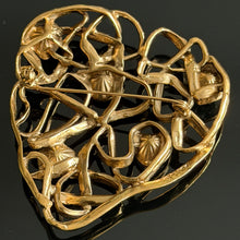 Charger l'image dans la galerie, Très grosse broche coeur vintage couture signée YSL
