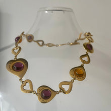 Charger l&#39;image dans la galerie, YSL par Goossens, très joli collier en métal doré et cabochons de verre
