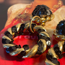 Charger l&#39;image dans la galerie, Jdeg, jolies boucles clips pendantes en métal doré et paillettes noires

