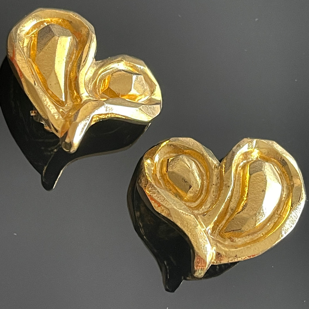 Ungaro, jolis clips vintage cœurs en métal doré