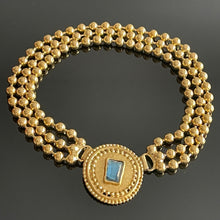 Charger l&#39;image dans la galerie, Scherrer Paris, très beau collier vintage couture en métal doré et résine bleue
