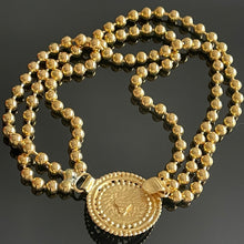 Charger l&#39;image dans la galerie, Scherrer Paris, très beau collier vintage couture en métal doré et résine bleue
