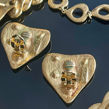 Charger l&#39;image dans la galerie, YSL par Goossens, sublime parure en métal doré avec pierres de couleur
