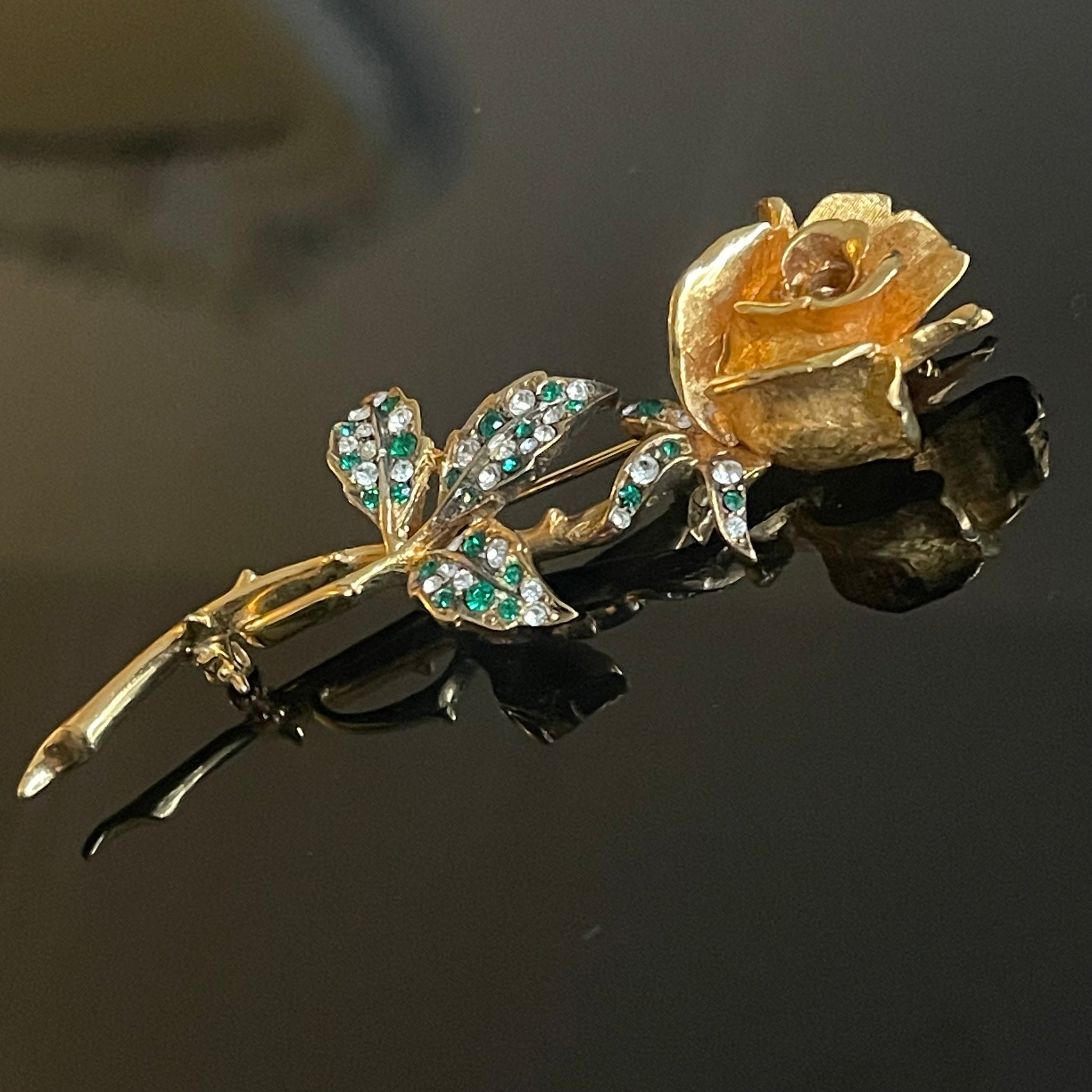 Grande Broche Vintage Ancienne - Motif Rose En Métal Doré - Bijou D'occasion à Style Rétro