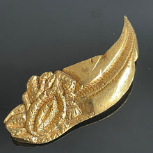 Charger l&#39;image dans la galerie, Lumen, broche vintage couture en métal doré

