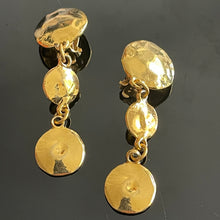 Charger l&#39;image dans la galerie, Antigona, belles boucles longues pendantes en métal doré
