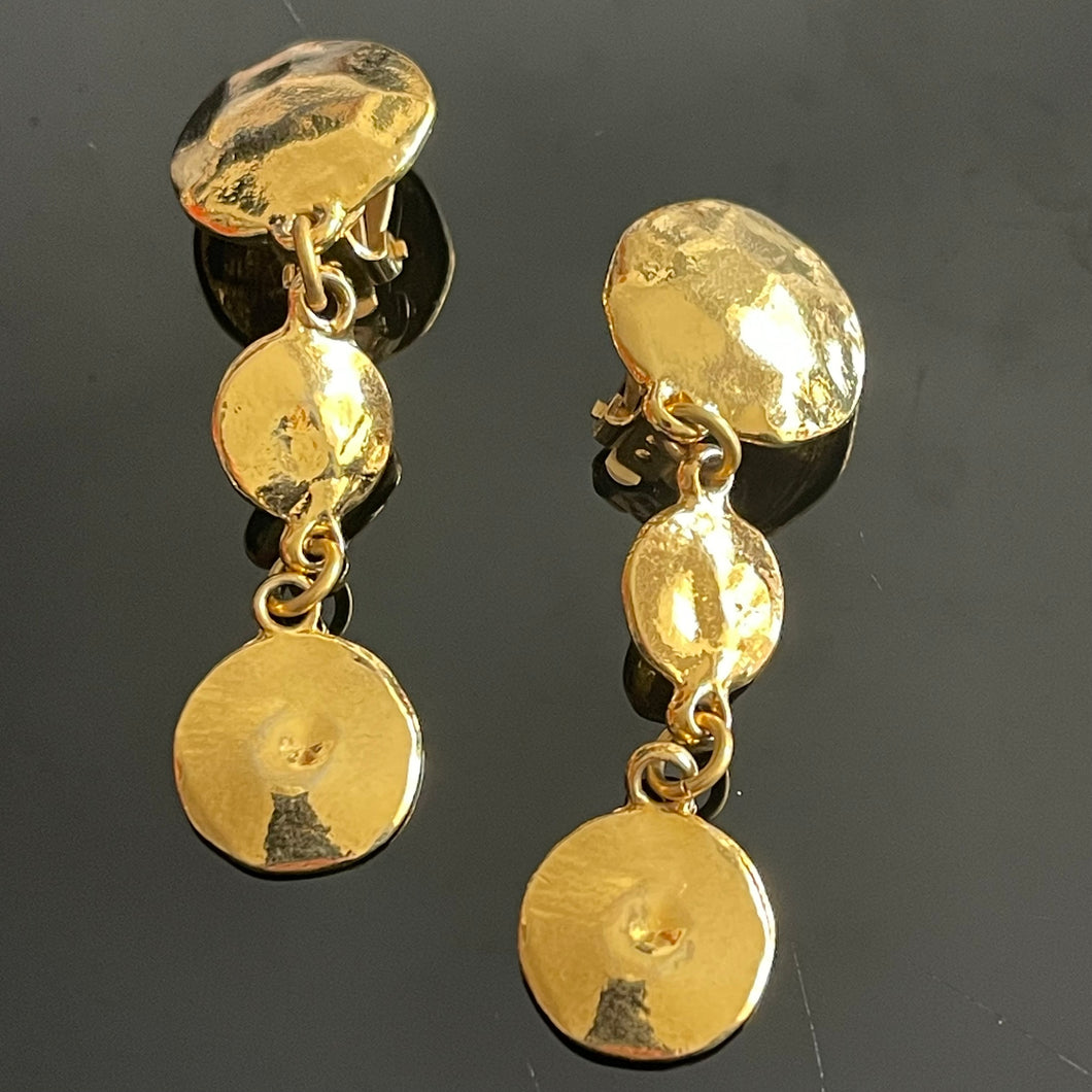Antigona, belles boucles longues pendantes en métal doré