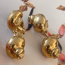 Charger l&#39;image dans la galerie, YSL, clips vintage coquillages avec pendants interchangeables
