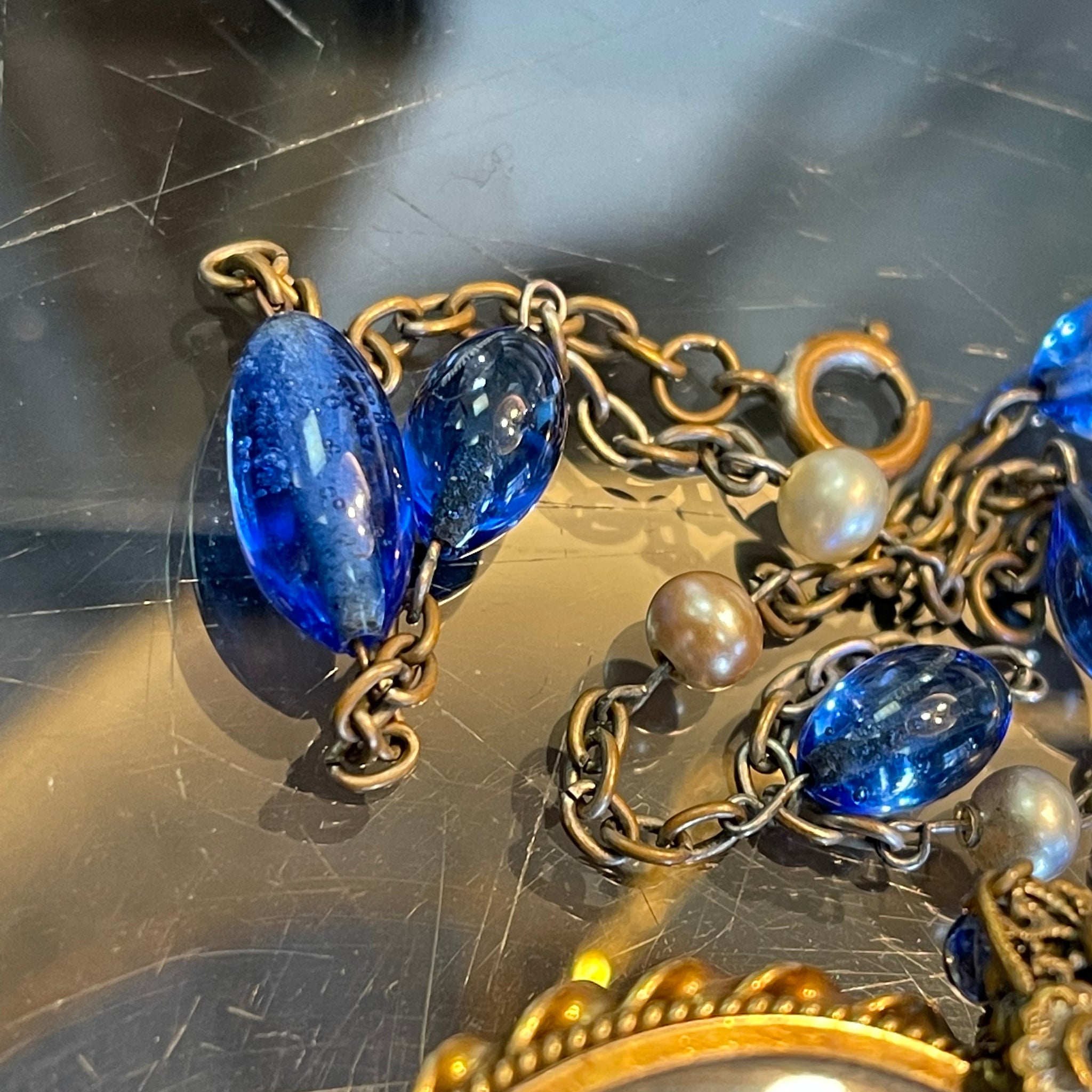 Collier Ancien En Perles De Verre Bleu Graduées - Occasion En Bon état - Bijou Vintage